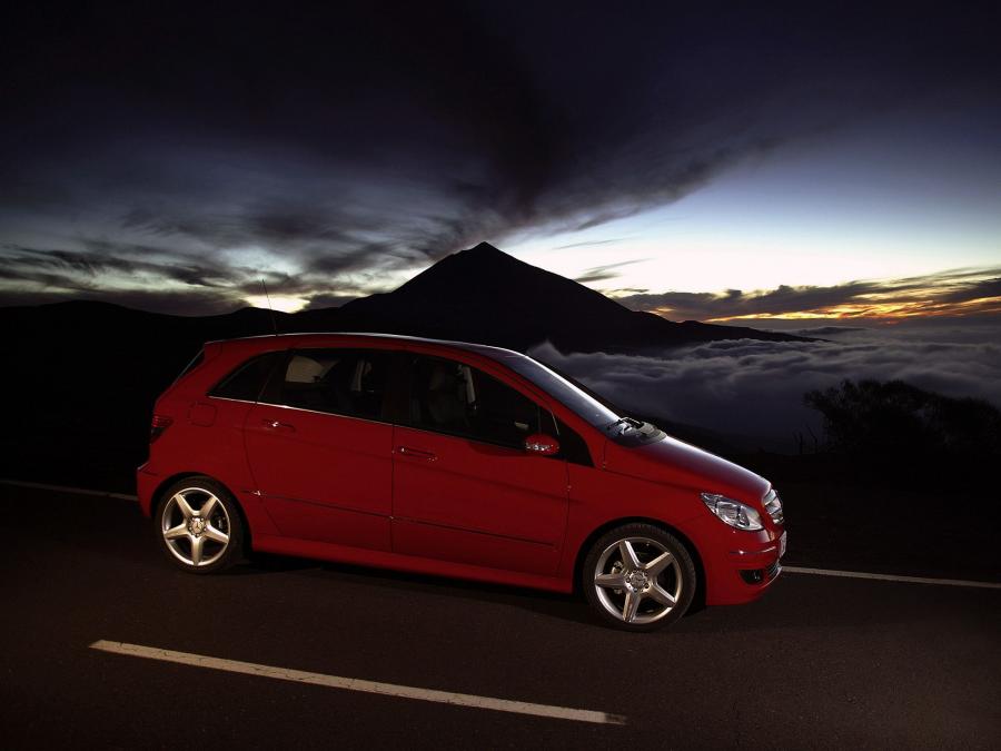  Mercedes-Benz B200 Turbo 2005 года  (фото 25 из 27)